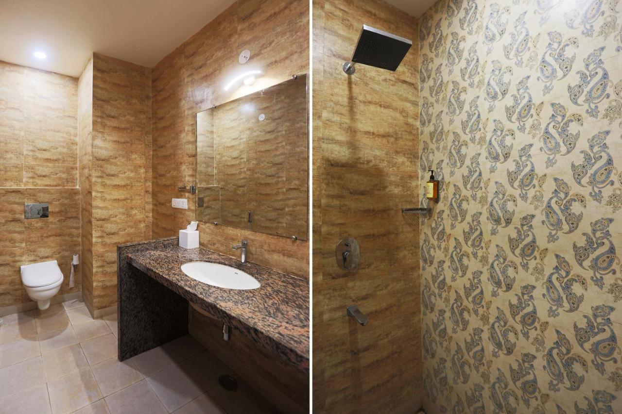 Capital O Green Palms Near Jhilmil Metro Station Hotel Ню Делхи Екстериор снимка